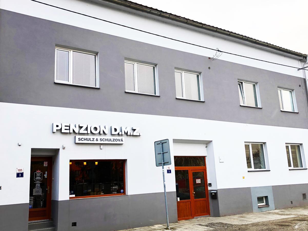 Penzion DMZ Ostrava Esterno foto